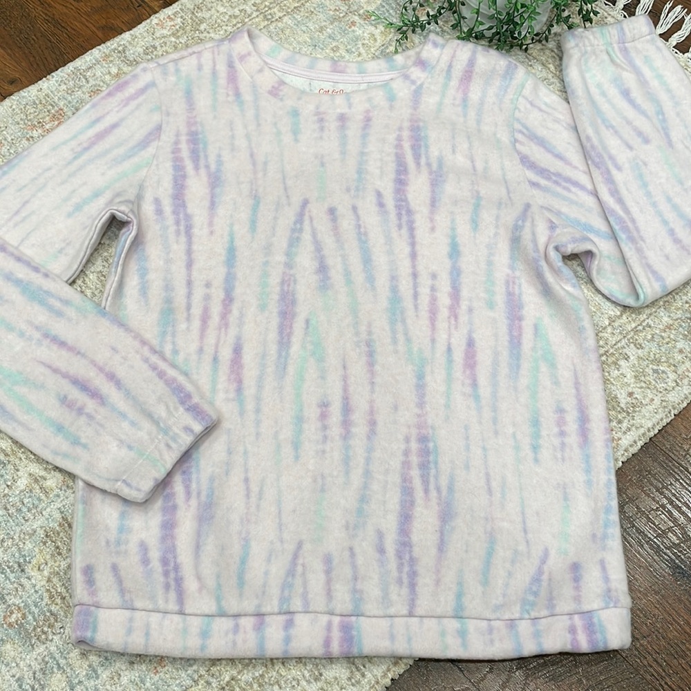 Cat & Jack sweatshirt